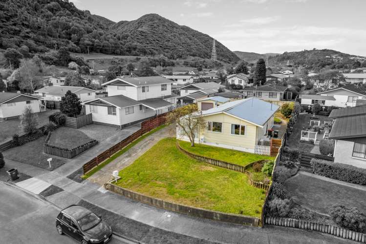 5 Kansas Grove Totara Park_23