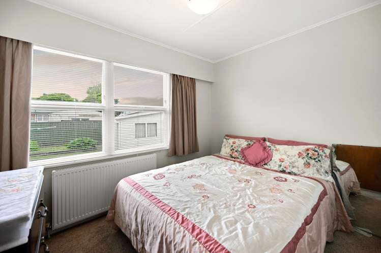 63 Resthill Crescent Glenview_7