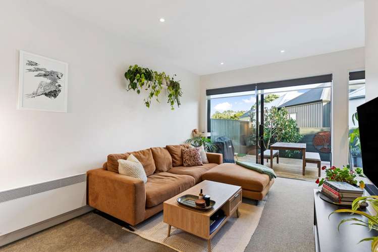 13/6 Oswald Crescent_4