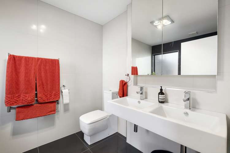 49b Dart Place Fernhill/Sunshine Bay_9