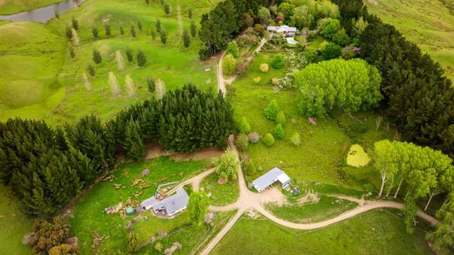 139 Clareinch Road Omakere_4