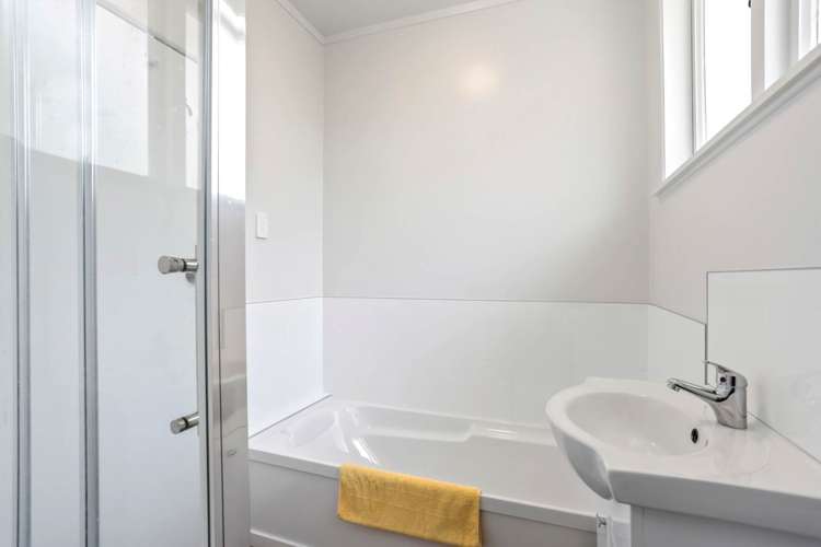 7 Christina Avenue Te Atatu South_10