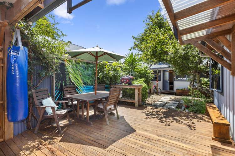 6 Wi Neera Street Raglan_21