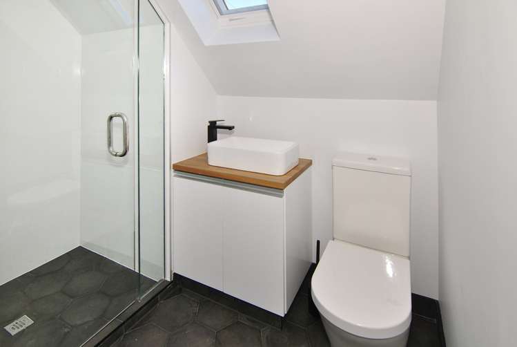 86 Volga Street Island Bay_10