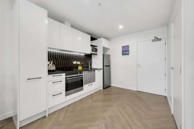 102/82 Jellicoe Road Panmure_16