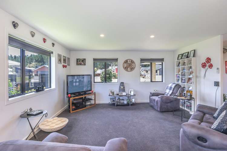 13 Sandown Avenue Himatangi Beach_3