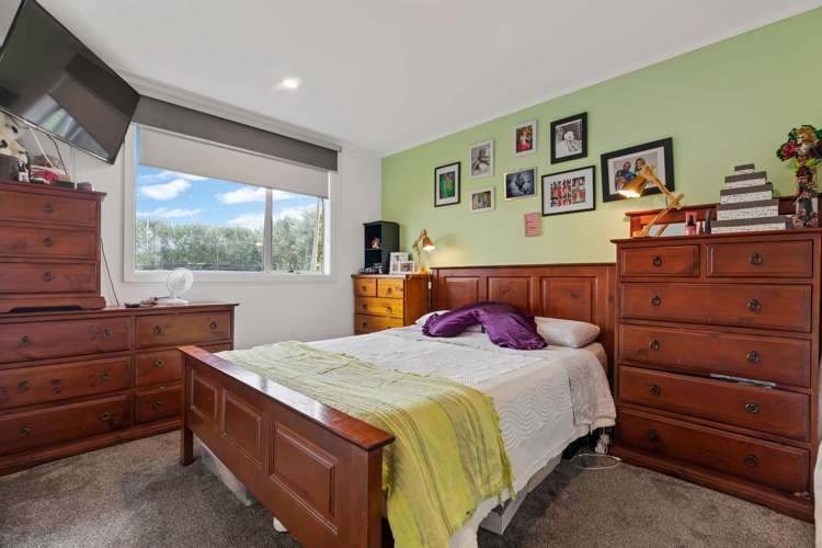 26 Parakai Avenue Parakai_14