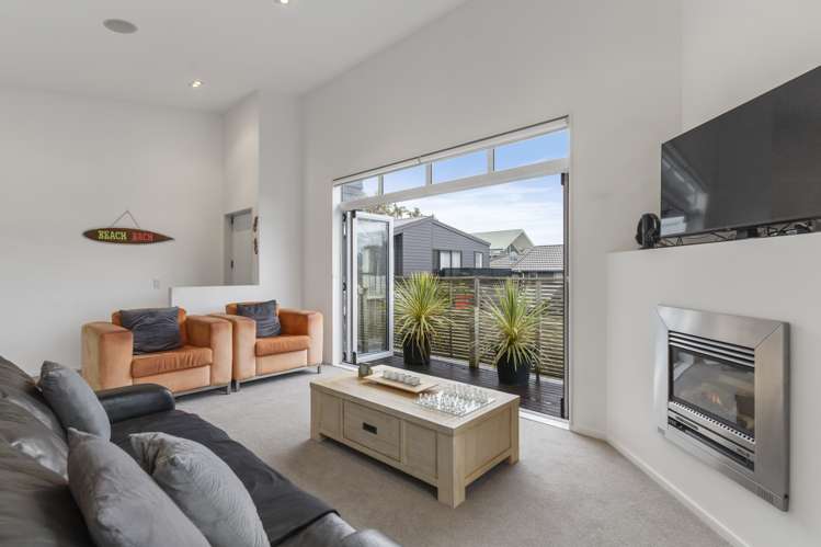 11a William Bayes Place Red Beach_10