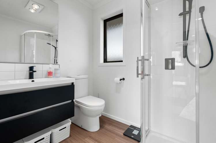 8 Old Orchard Road Solway_18