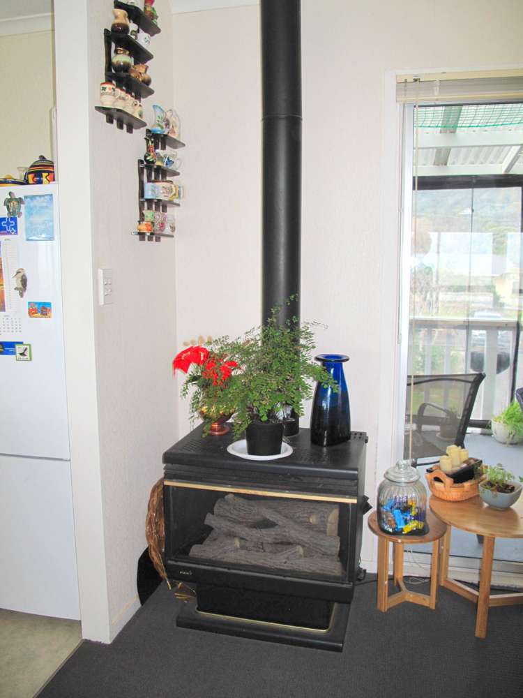 25 Seaview Avenue Te Puru_8