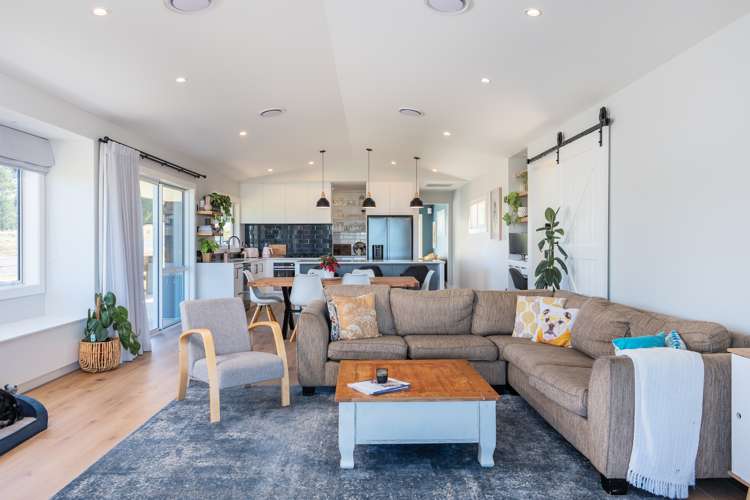 2 Olsen Place Kinloch_11