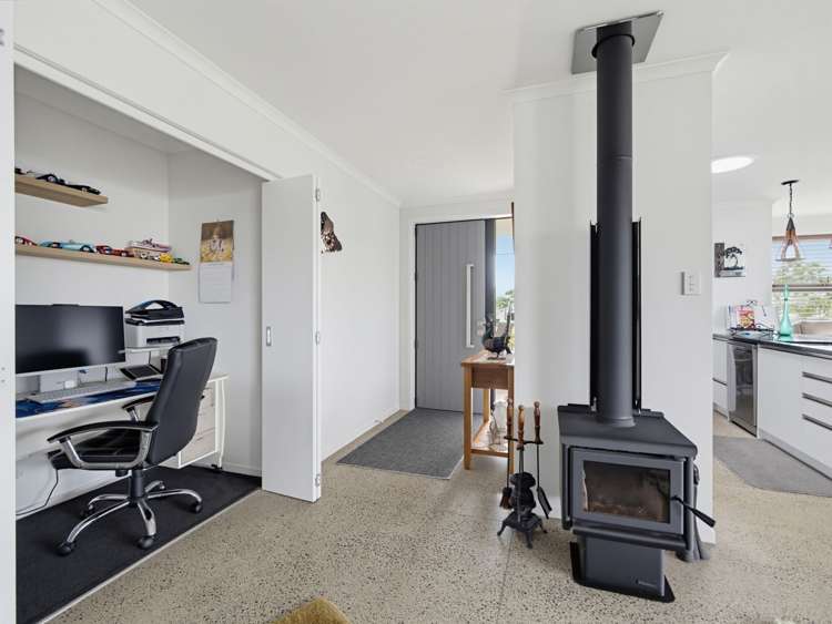 2 Kotare Drive_3