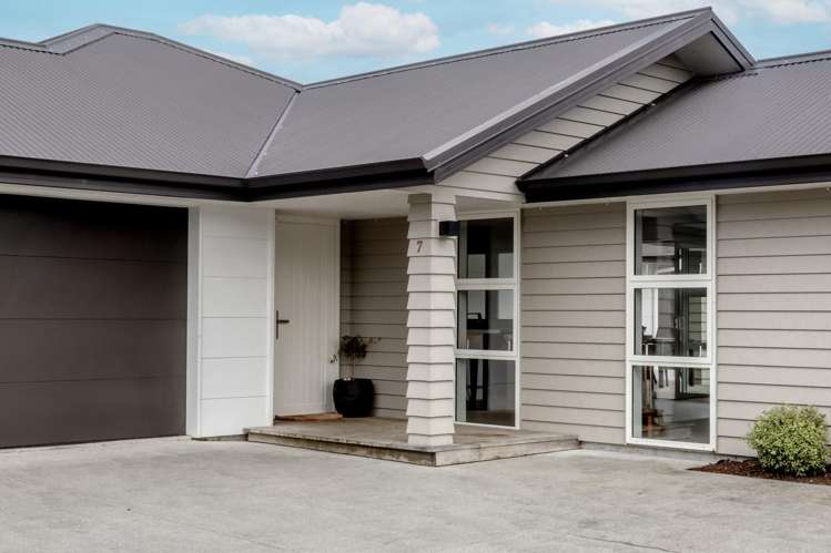 7 Pine Tree Road Hokitika_30