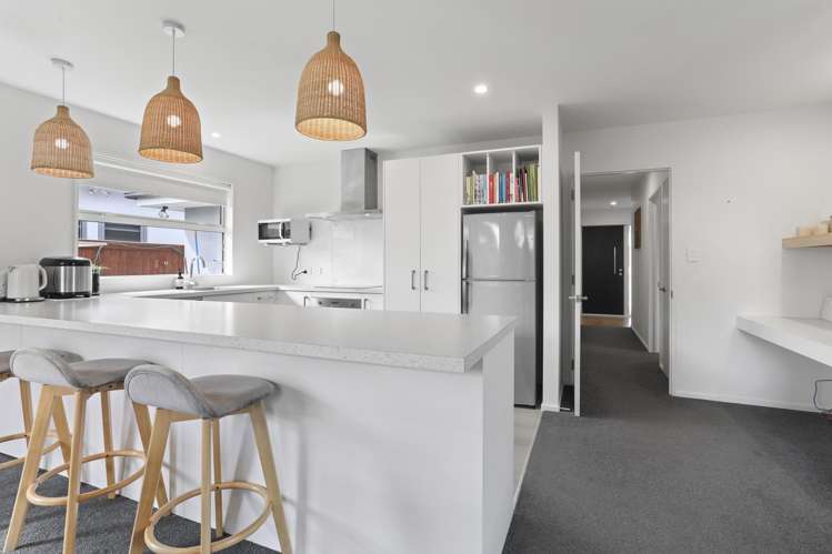 49 Silverstream Boulevard_1