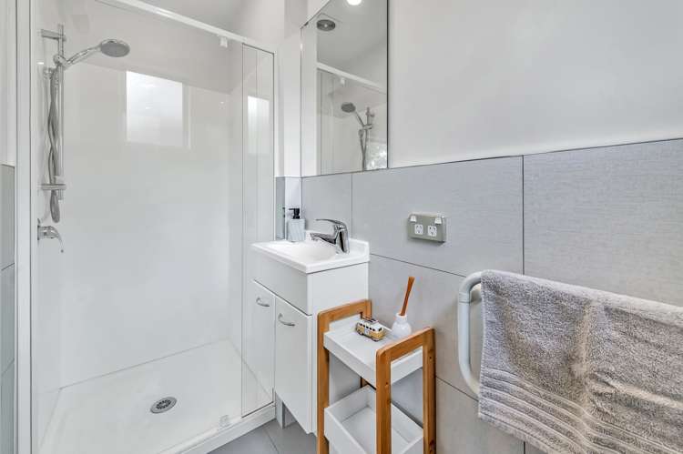 67D Burke Street Addington_17