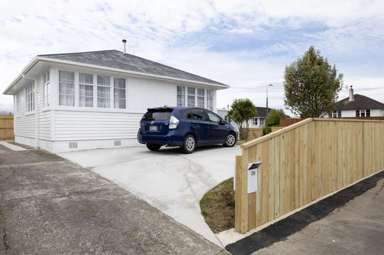 24 Clyde Crescent Roslyn_25