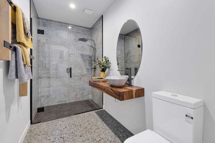 13 Isthmus Place Lake Hawea_12