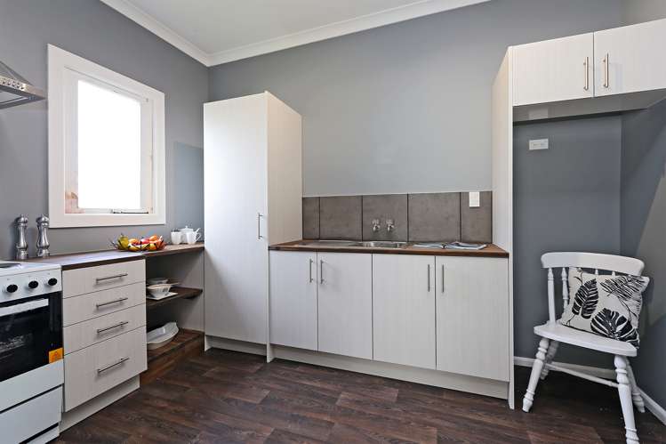 405 Murdoch Road East Akina_6