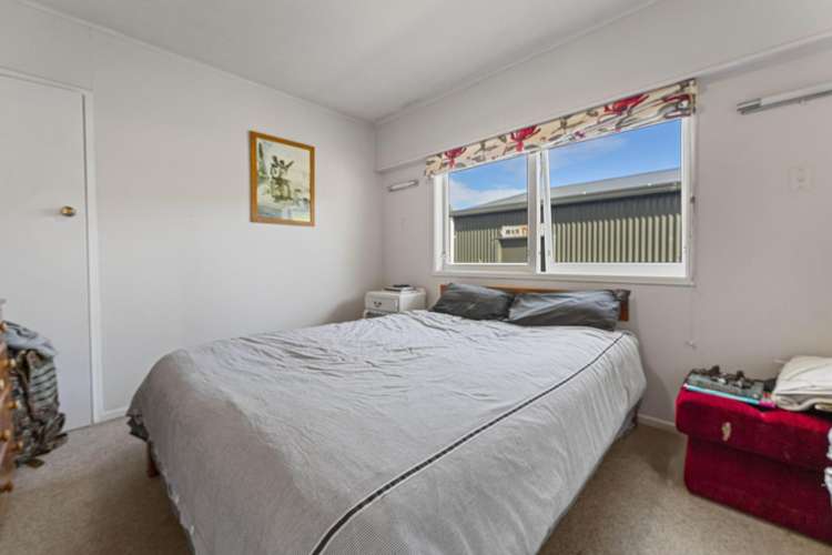 2/181 Mapara Road Acacia Bay_7