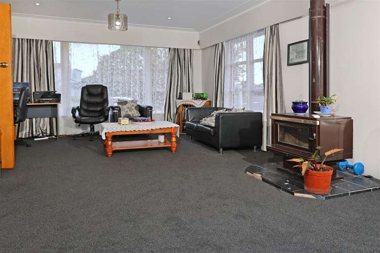 4247 Great North Road Glendene_9