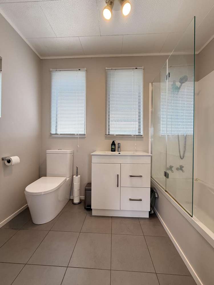 18 Aratapu Street Waitara_19