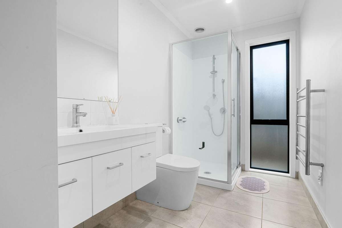 80 Sylvester Crescent_3