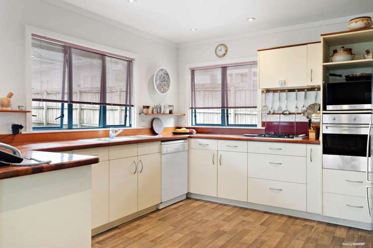 15a Ascot Avenue Narrow Neck_7