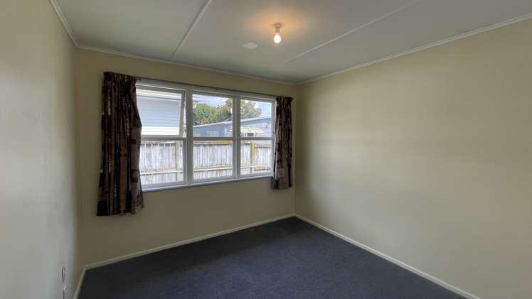 12 Gill Avenue Te Atatū Peninsula_7