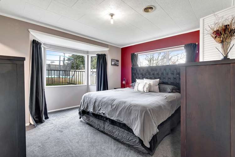 1263 Egmont Road Egmont Village_7