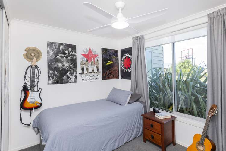 2 Fisher Place Lytton West_15