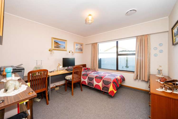 3 Omega Place Parkvale_14