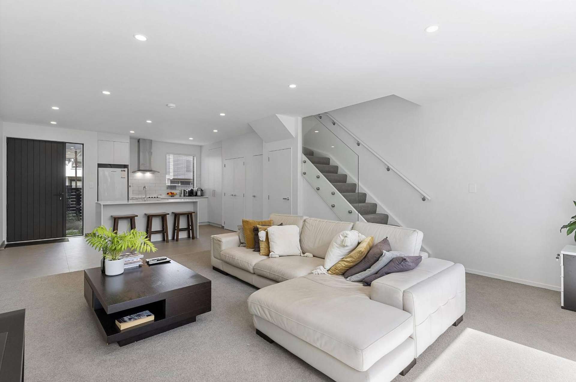 25/82 East Coast Road Milford_0