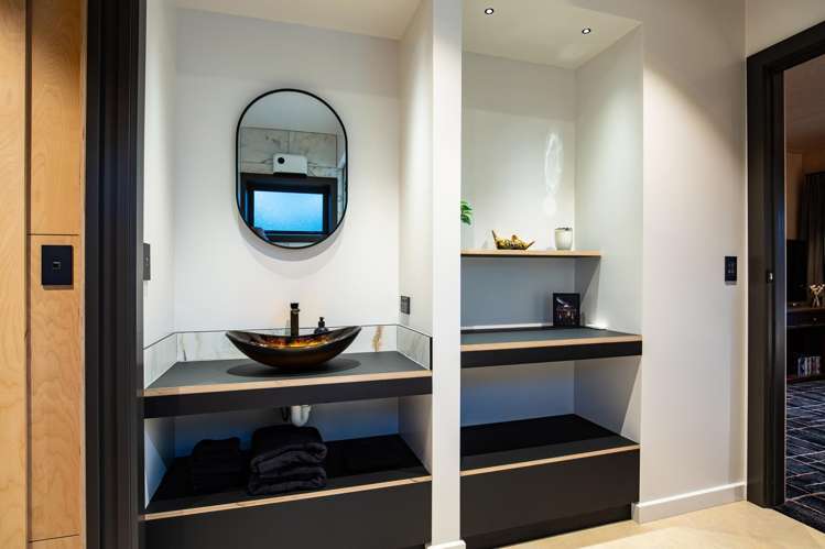 2 Whaitere Place Picton_17