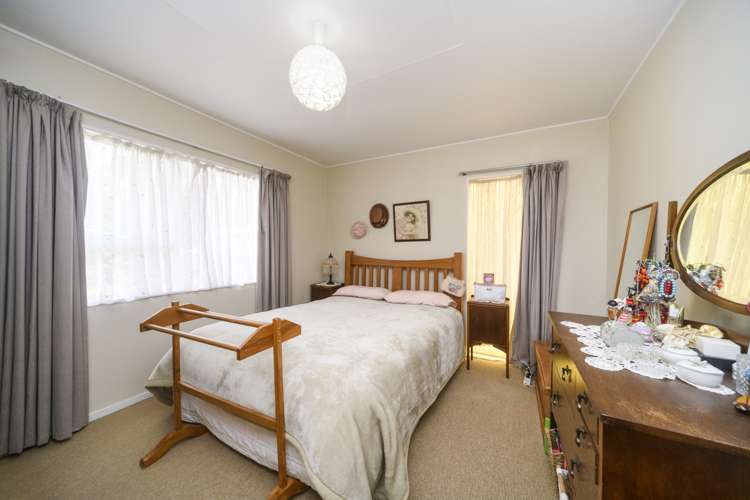 8b Geraldine Crescent Cloverlea_12