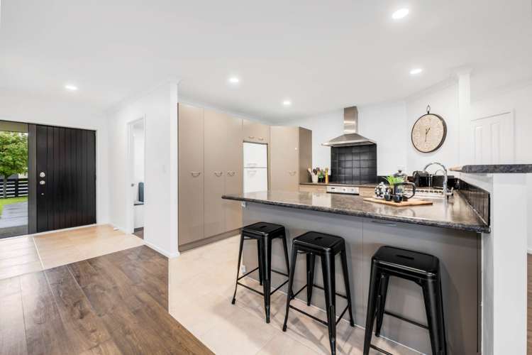 50 Constellation Avenue Beachlands_11