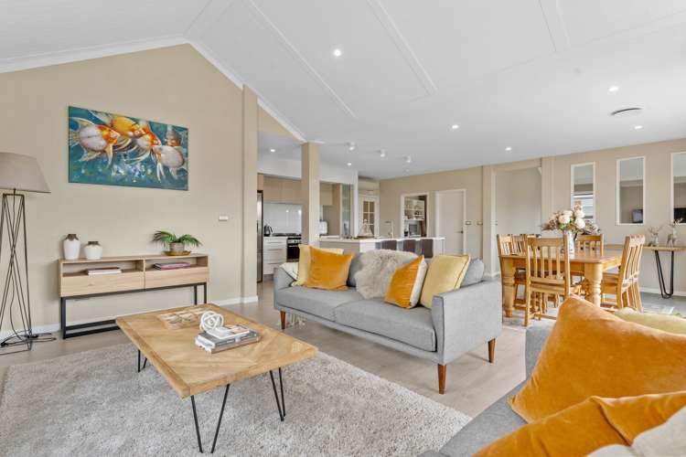 3 Giarni Place Karaka_9