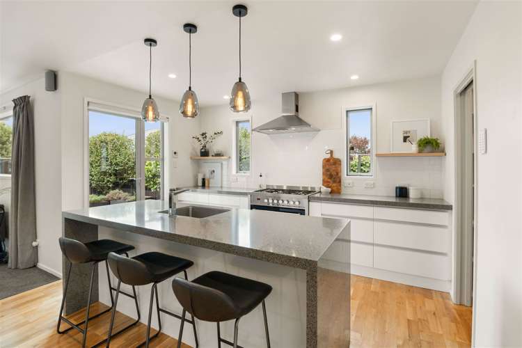 8 Springwater Avenue Northwood_11