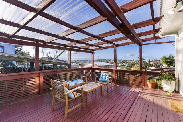 211 Glengarry Road Glen Eden_1