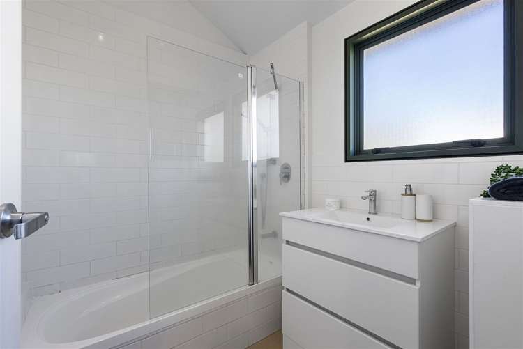 3/51 Corunna Road Milford_13