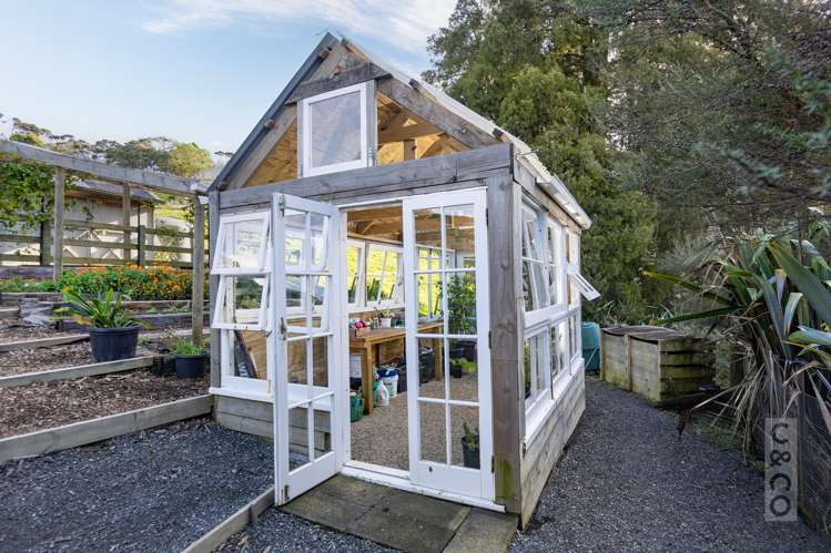 93 Alf Access Road Helensville_45