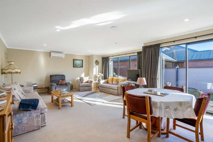 12 Essex Street 11176_5