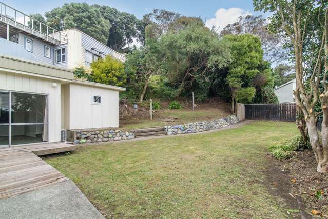 6d Grays Road Plimmerton_2