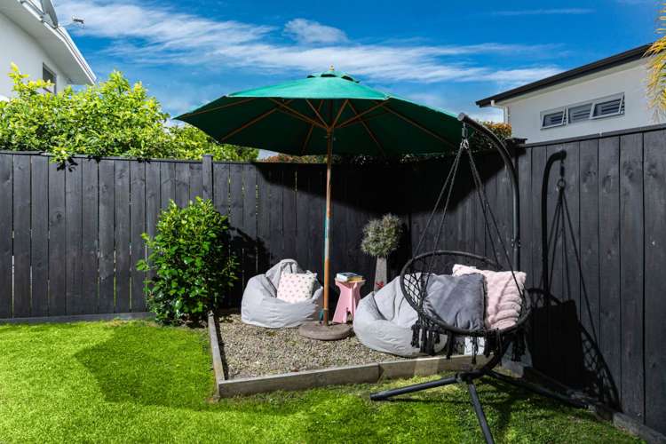 12 Lemon Grove Lane Greenhithe_10