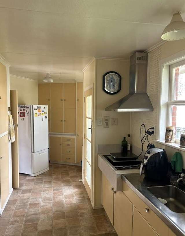 11 Tui Street 11185_1