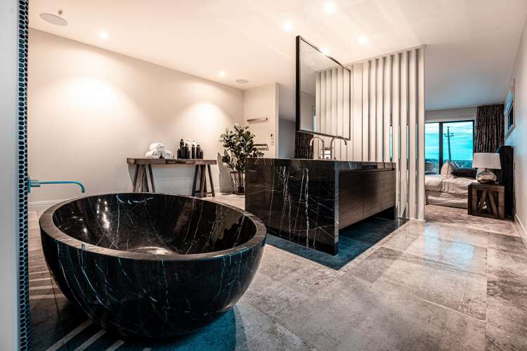 14 Myra Evelyn Grove Dairy Flat_9