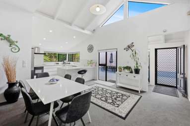 2/149 Colwill Road_2