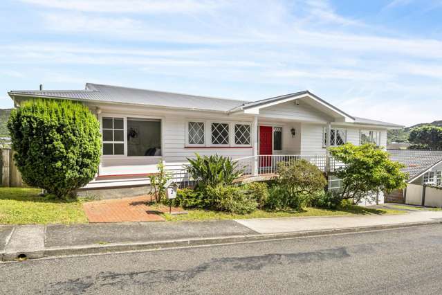 Spacious and Sunny Family Home