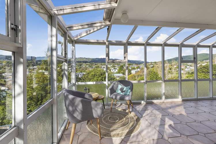 15a Romney Square Tawa_16