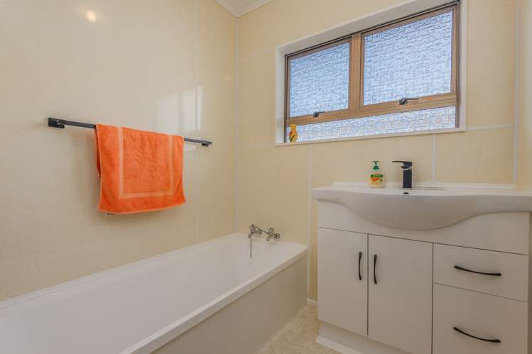 43 Normanby Street Woodville_15