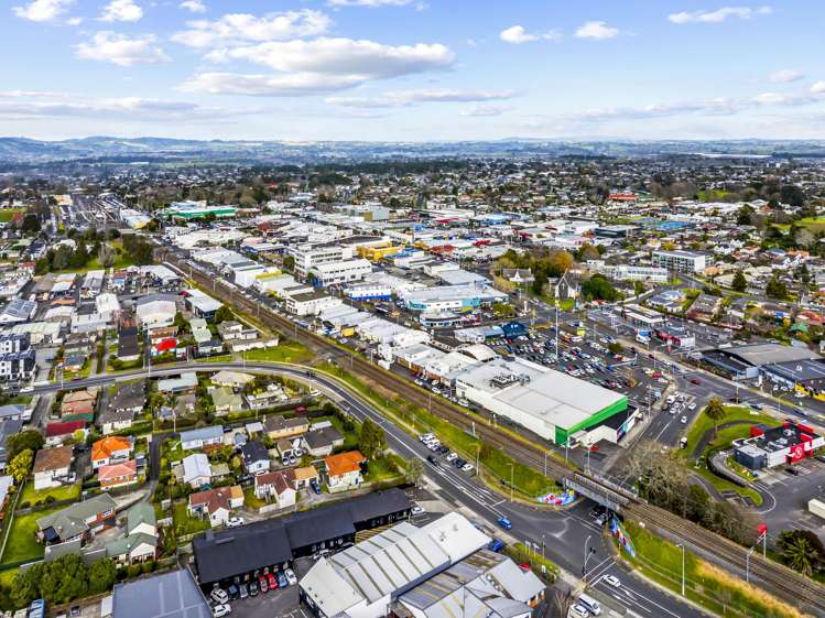 98 Great South Road Papakura_6